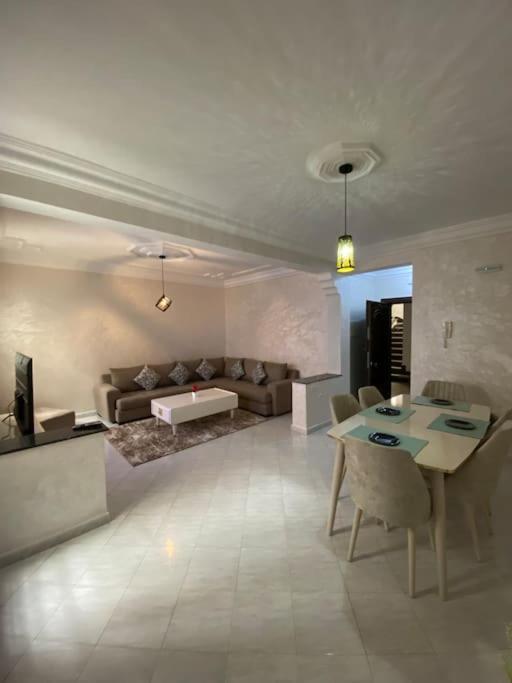 Appartement Au Centre-Ville De Tanger Nejma N°31 Kültér fotó